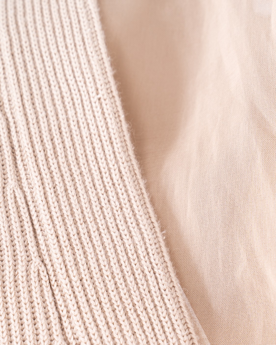 shop BRUNELLO CUCINELLI  Cardigan: Brunello Cucinelli cardigan Layered in maglia costa inglese e organza di cotone con monile.
Spalla abbassata.
Manica ampia.
Maglia a costa.
Fodera in cotone.
Decorazione in monile Nickel-free.
Composizione: 100% COTONE.
Made in Italy.. M19257706-C8050 number 2370093